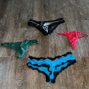 Set of 4 Vic secret thongs ans panties